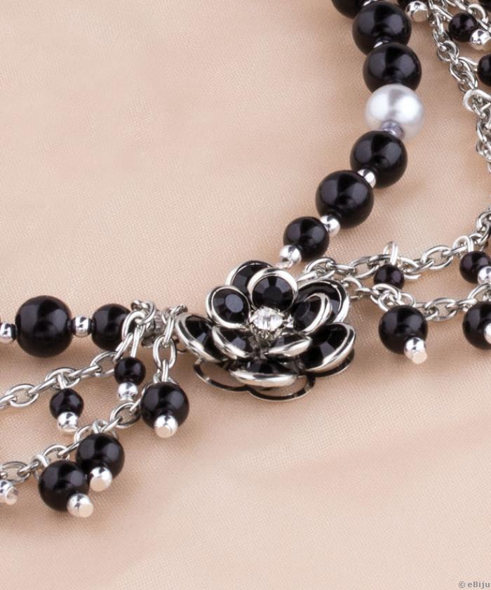 Colier în formă de guler din perle de sticlă negre şi gri deschis
