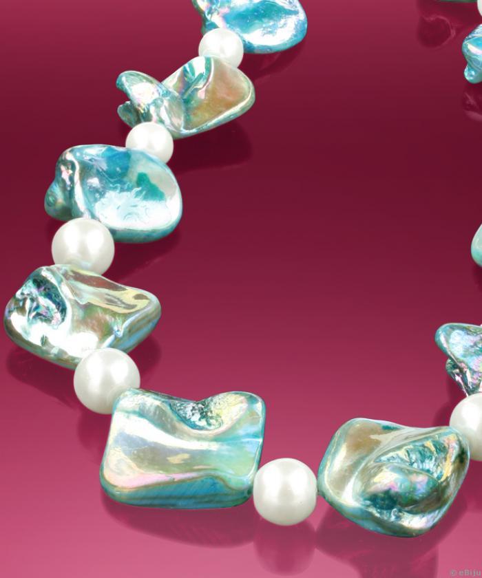 Colier sidef turcoaz lucios cu perle albe de sticla
