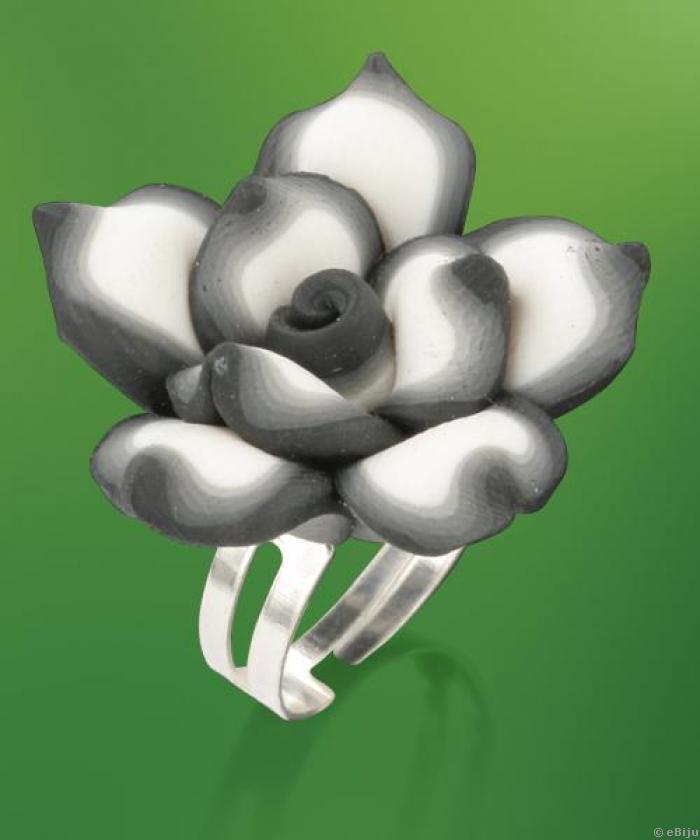 Inel floare alb-negru din material fimo 