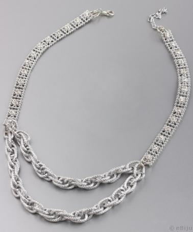 Colier argintiu metalizat cu cristale şi lanţuri