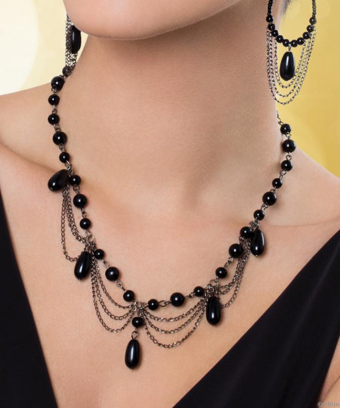 Colier negru in stil victorian din perle de sticla si lant