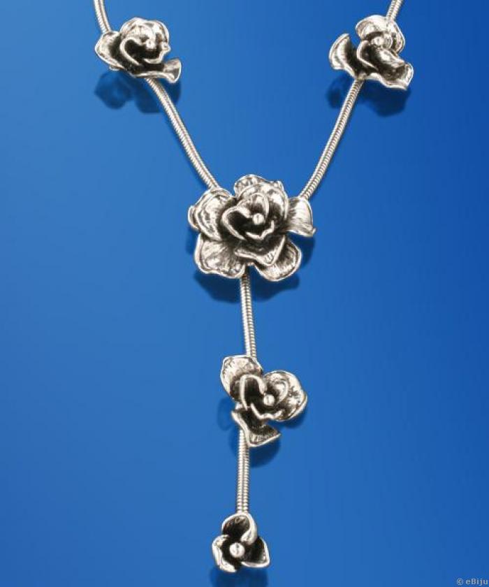 Colier trandafir din metal 