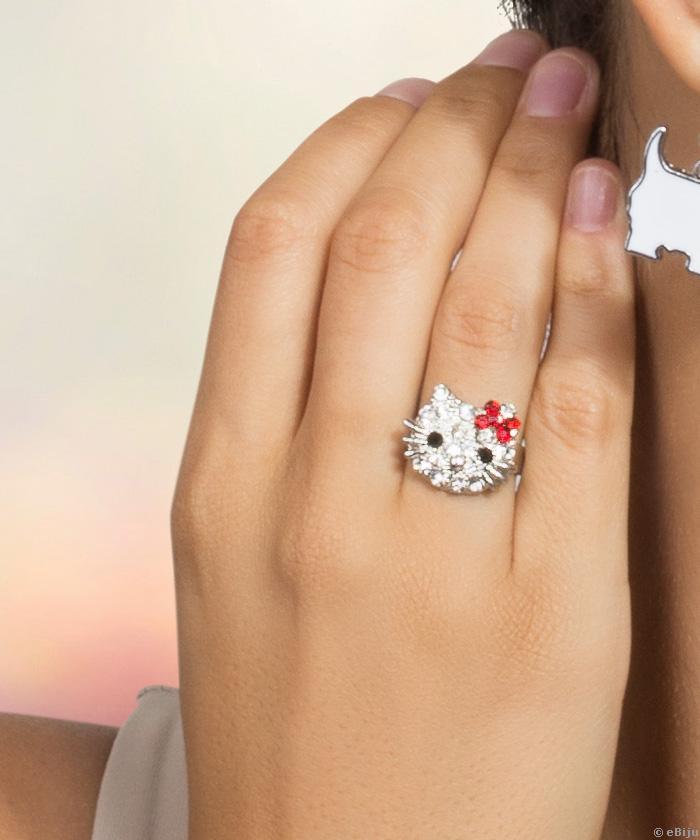 Ezüstszínű Hello Kitty gyűrű, kristályokkal