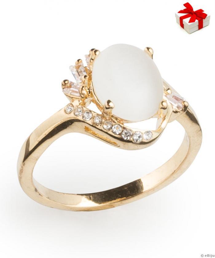 Inel auriu cu elemente Swarovski alb opal și alb