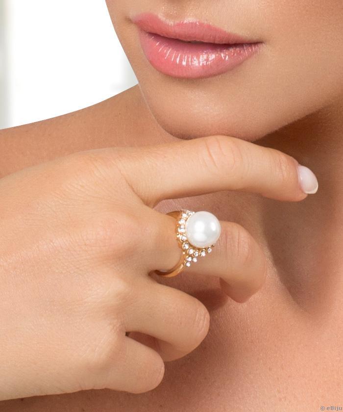 Inel auriu cu perlă şi cristale albe, 20 mm