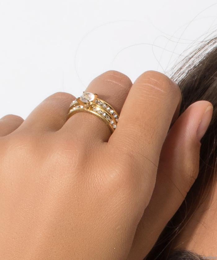 Két darabból álló gyűrű, rozsdamentes acél kristályokkal