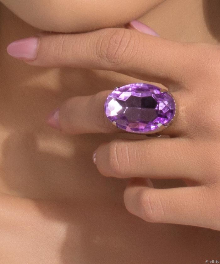 Lila, ovális szintetikus kristály gyűrű