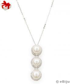Pandantiv argintiu cu perle de cultură şi elemente Swarovski albe